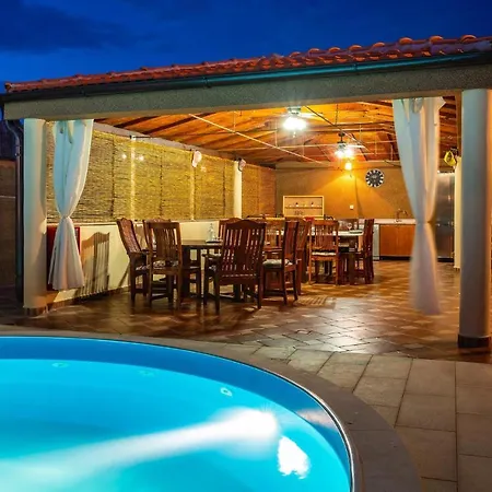 Amazing In Galovac With Kitchen Holiday home Galovac (Zadar)