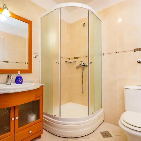 Amazing In Galovac With Kitchen Holiday home Galovac (Zadar)