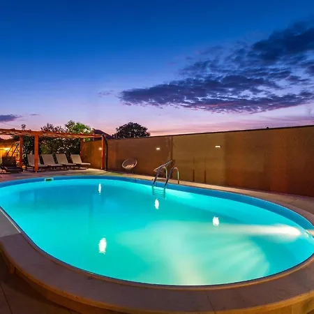 Amazing In Galovac With Kitchen Holiday home Galovac (Zadar)
